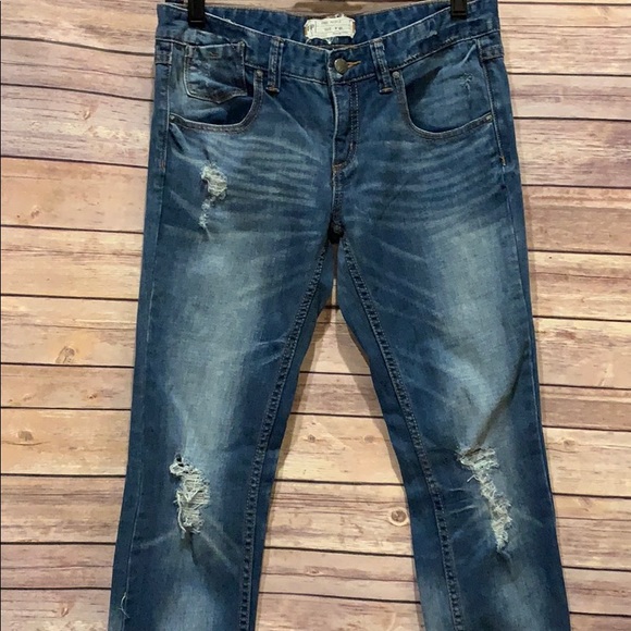 FREE PEOPLE DISTRESSED BOYFRIEND JEAN - Picture 6 of 12